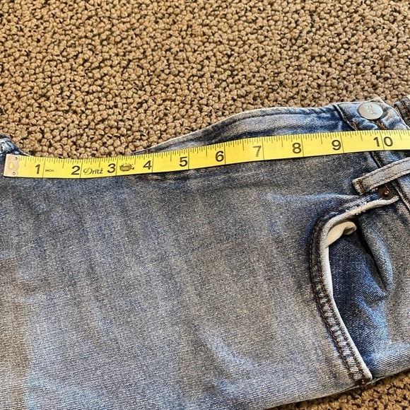 Reformation Jeans Liza High Straight Jeans Size 27 in Like New Condition - Picture 9 of 10